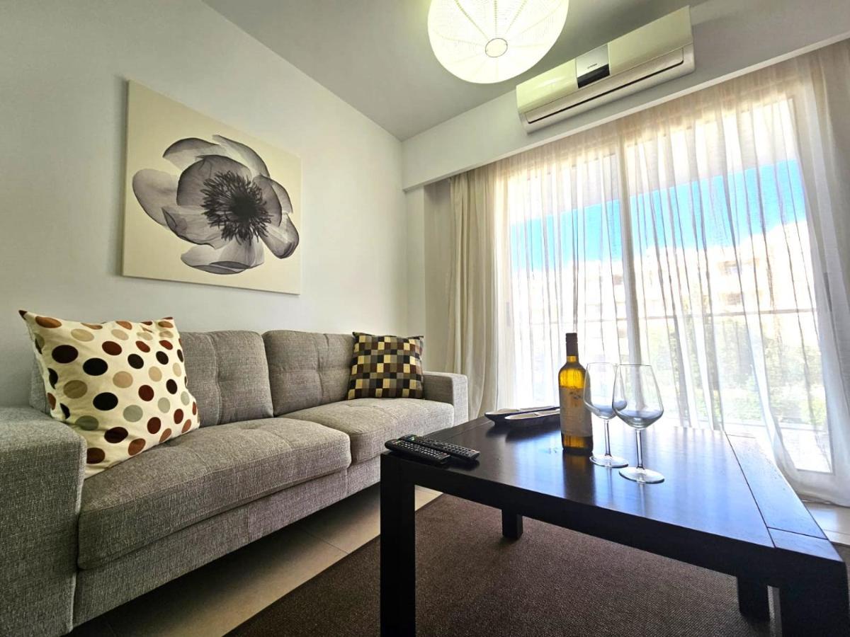Elysia Park Apartments Paphos Kültér fotó