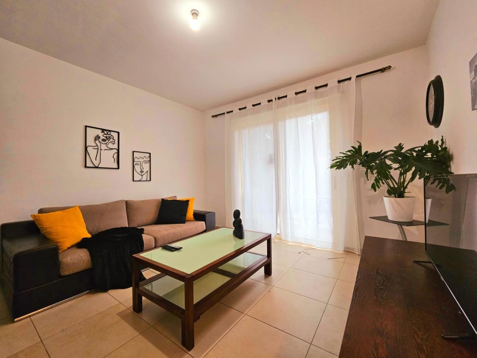 Elysia Park Apartments Paphos Kültér fotó