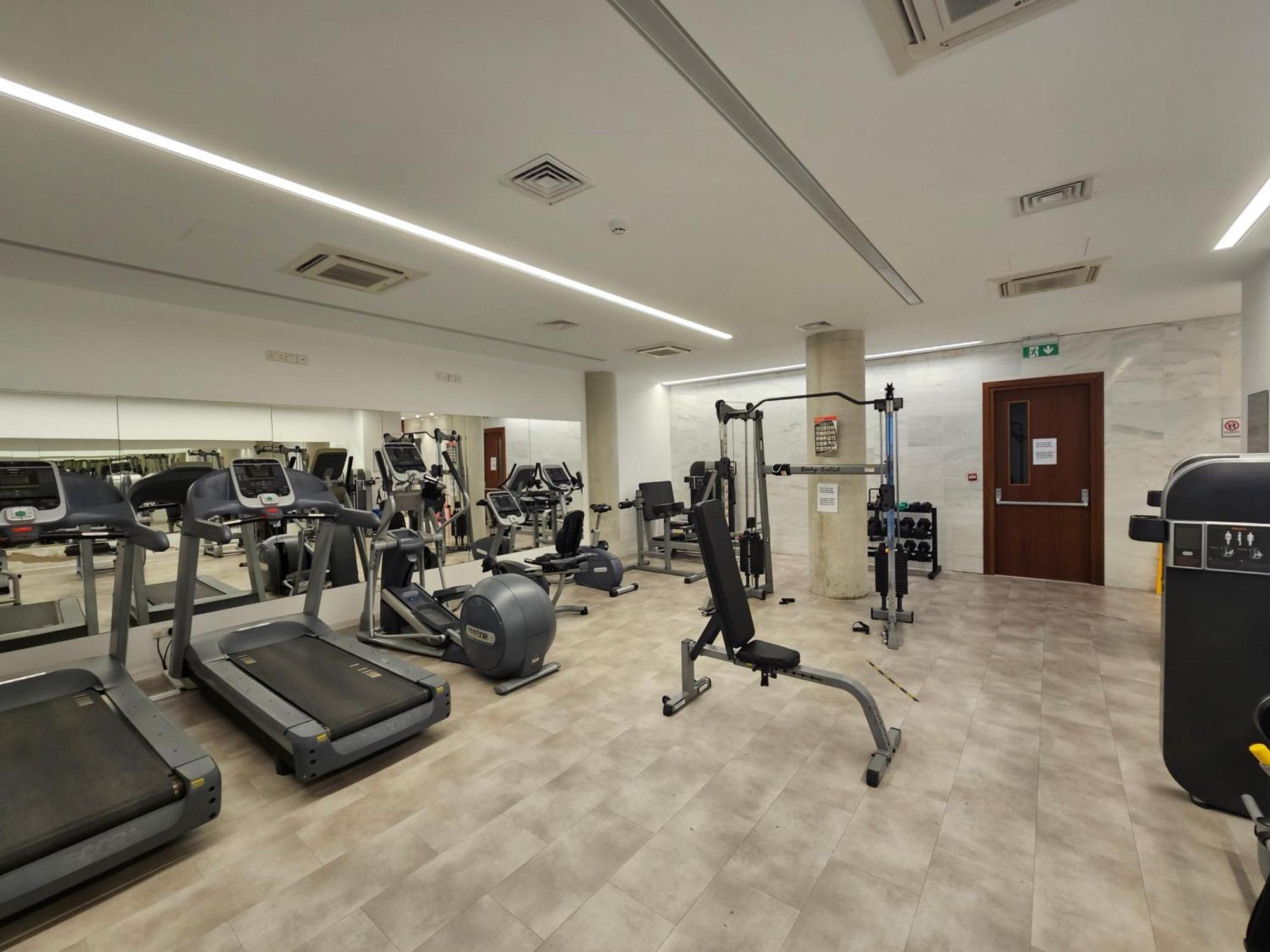 Elysia Park Apartments Paphos Kültér fotó