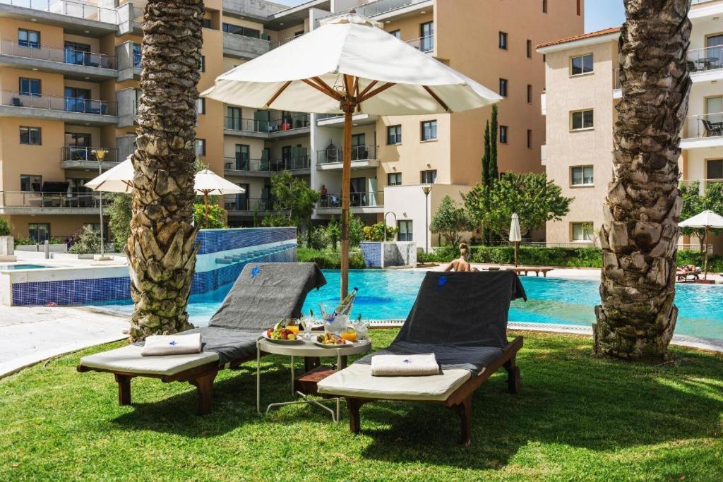 Elysia Park Apartments Paphos Kültér fotó